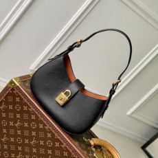 LV Hobo Bags